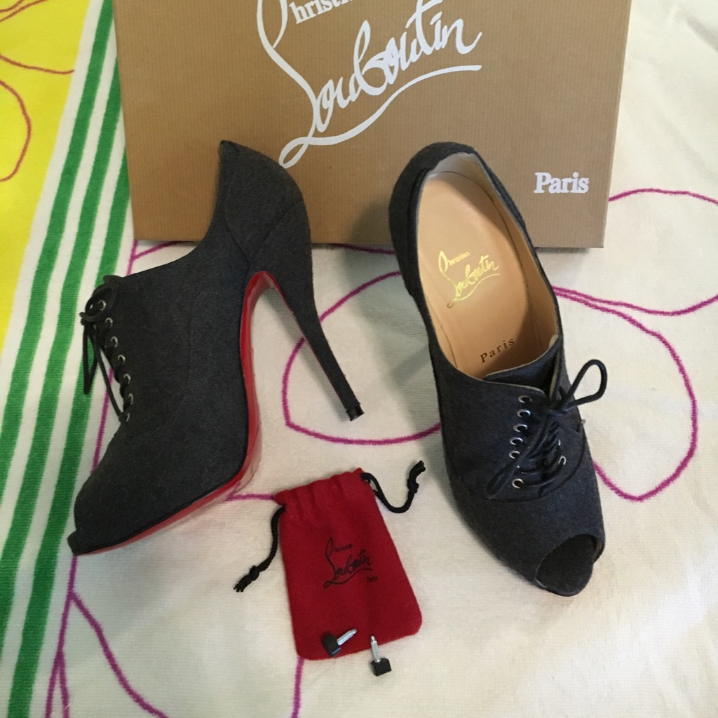 Christian Louboutin Lady Derby
